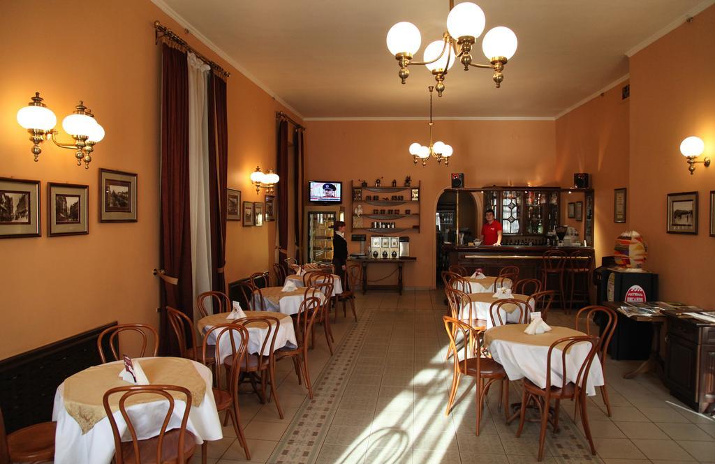 Wien Hotel Lviv Extérieur photo
