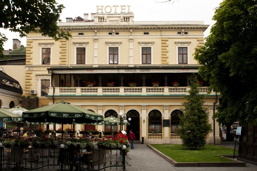 Wien Hotel Lviv Extérieur photo