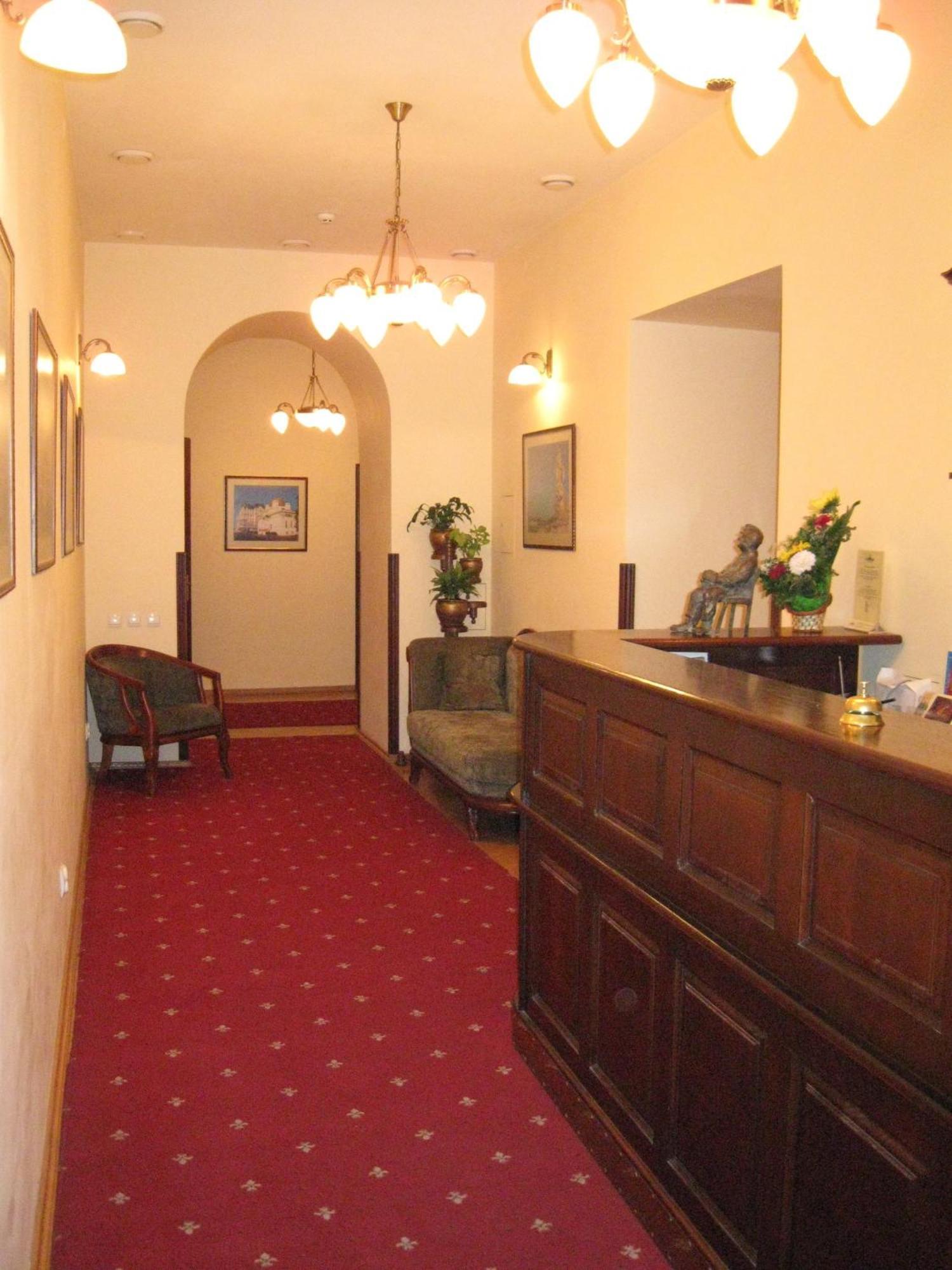 Wien Hotel Lviv Extérieur photo