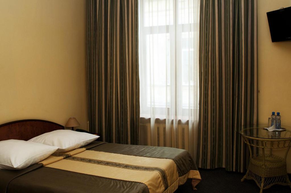 Wien Hotel Lviv Chambre photo