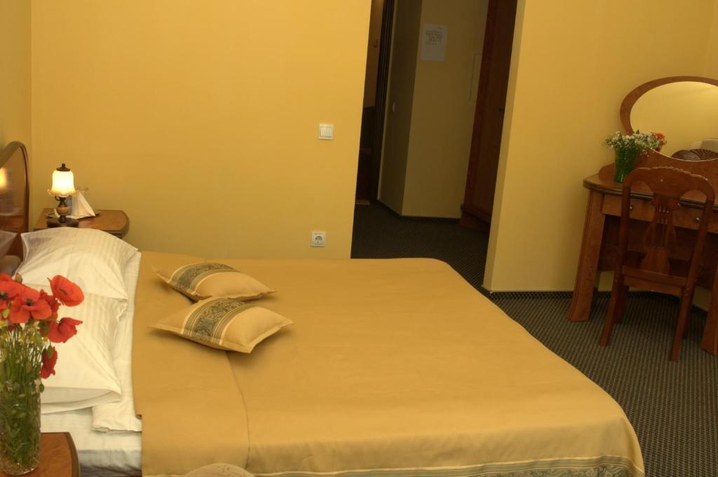 Wien Hotel Lviv Chambre photo