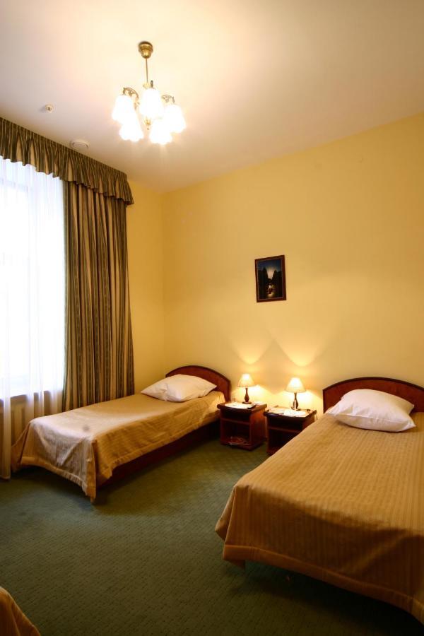 Wien Hotel Lviv Chambre photo